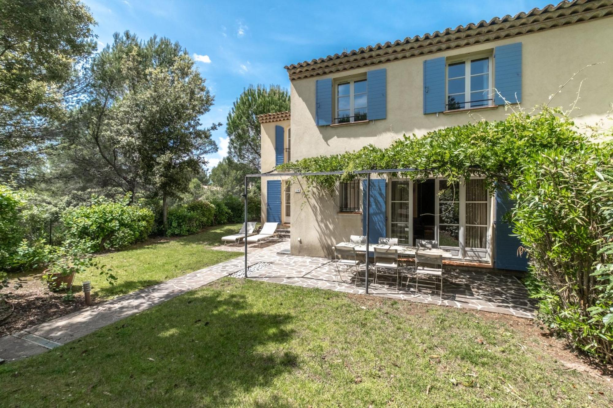 Les Appartements Et Maisons Du Domaine De Saint Endreol Golf & Spa Resort 라모테 외부 사진