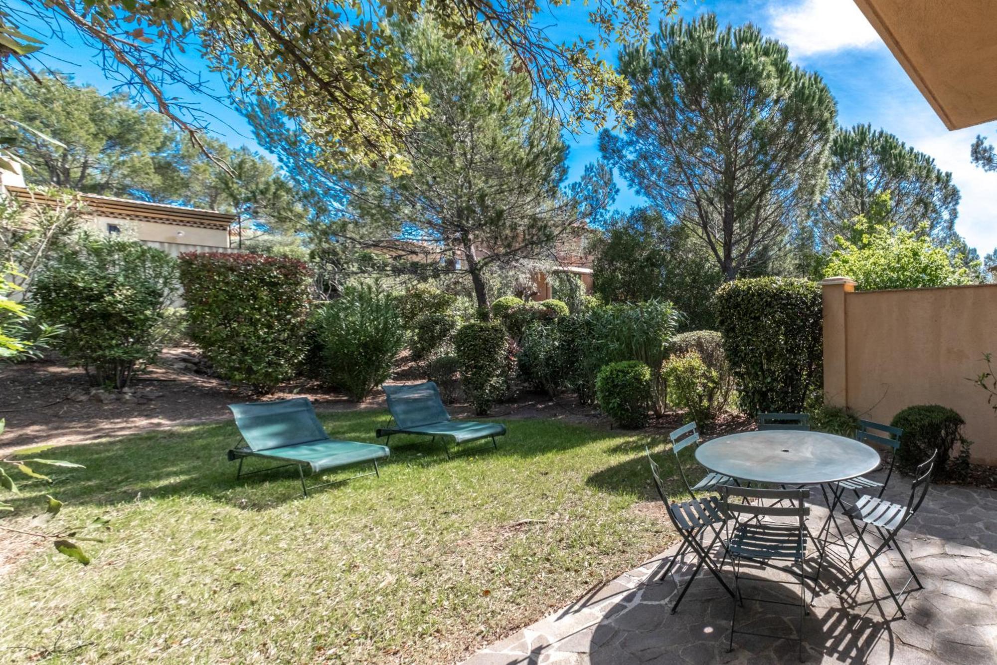 Les Appartements Et Maisons Du Domaine De Saint Endreol Golf & Spa Resort 라모테 외부 사진
