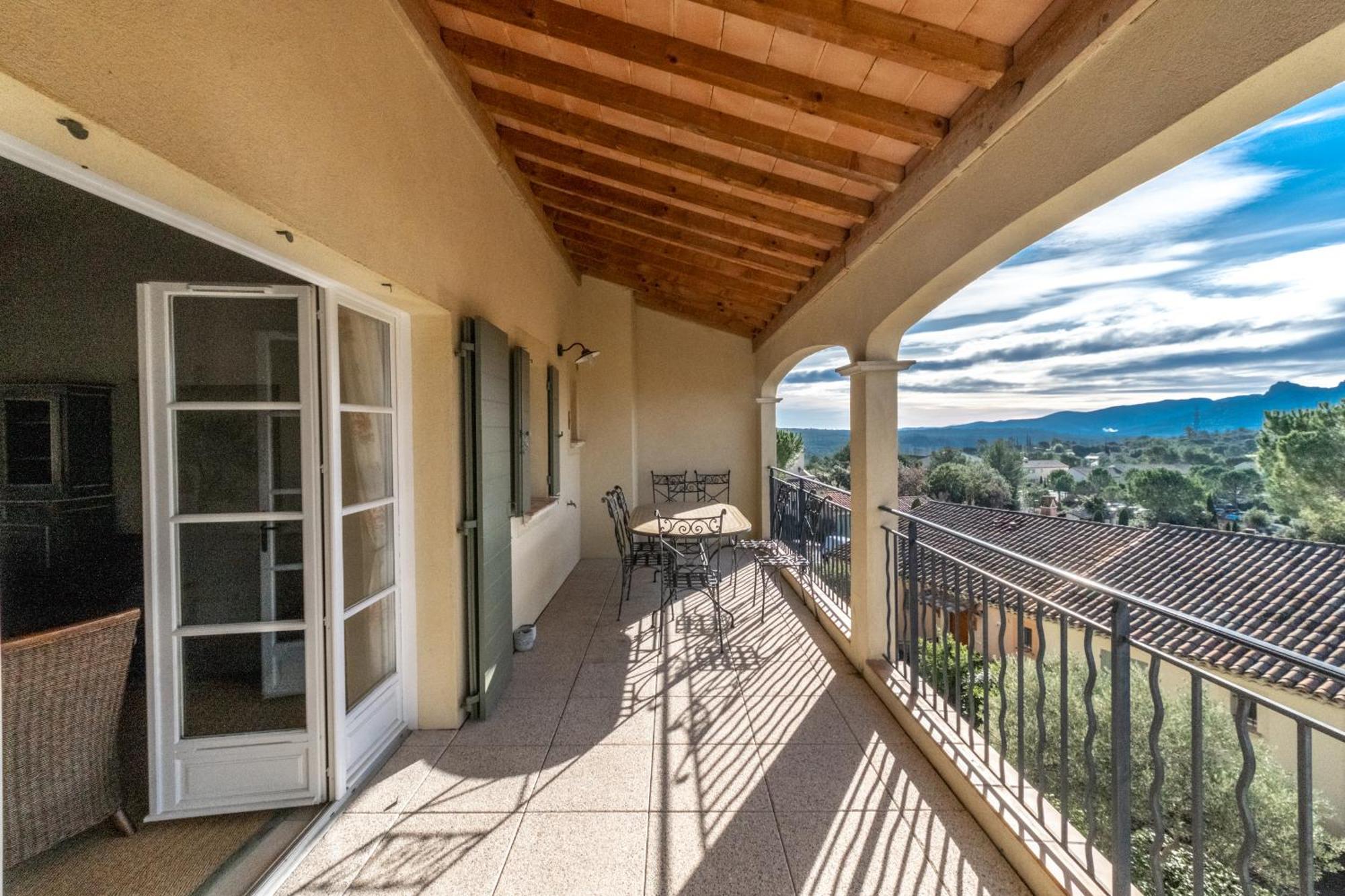 Les Appartements Et Maisons Du Domaine De Saint Endreol Golf & Spa Resort 라모테 외부 사진