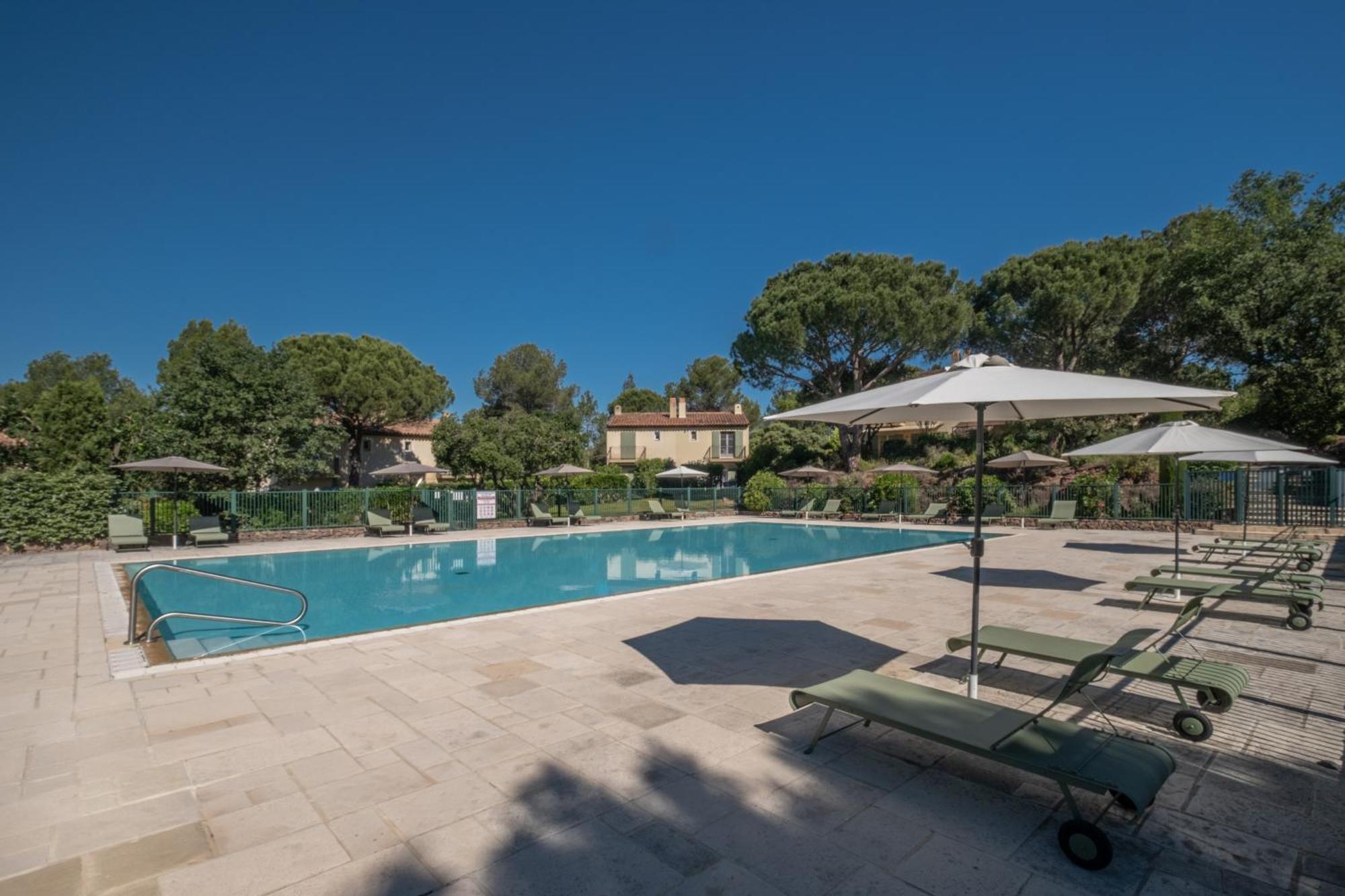 Les Appartements Et Maisons Du Domaine De Saint Endreol Golf & Spa Resort 라모테 외부 사진