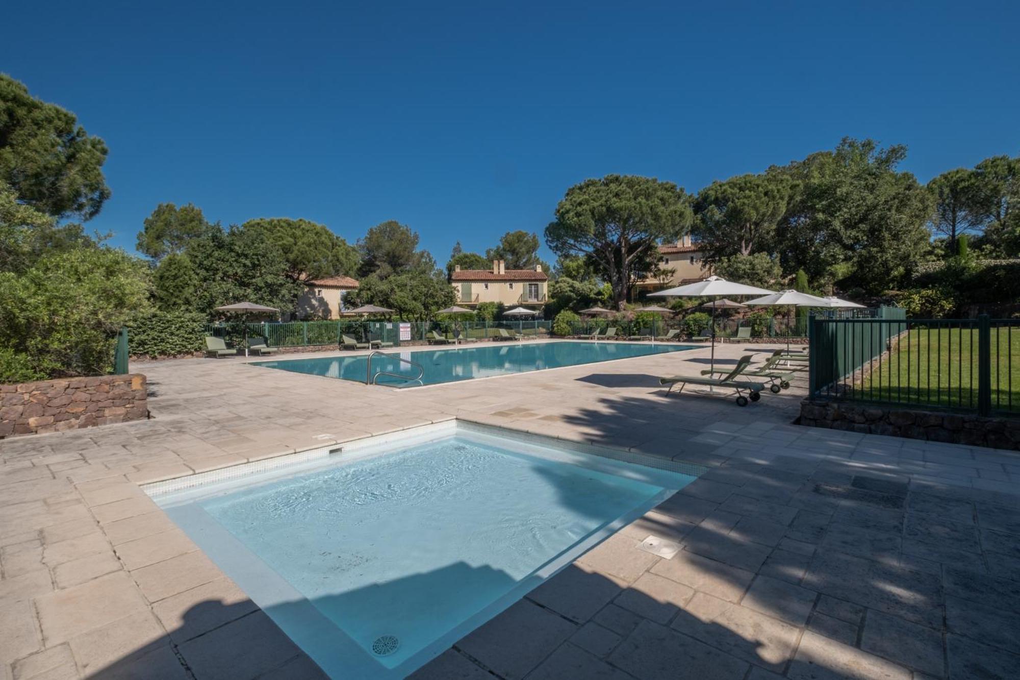Les Appartements Et Maisons Du Domaine De Saint Endreol Golf & Spa Resort 라모테 외부 사진