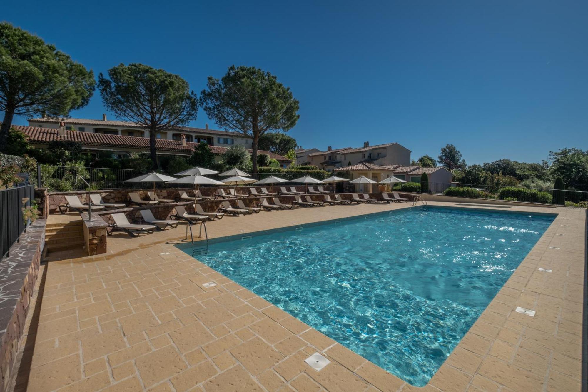 Les Appartements Et Maisons Du Domaine De Saint Endreol Golf & Spa Resort 라모테 외부 사진