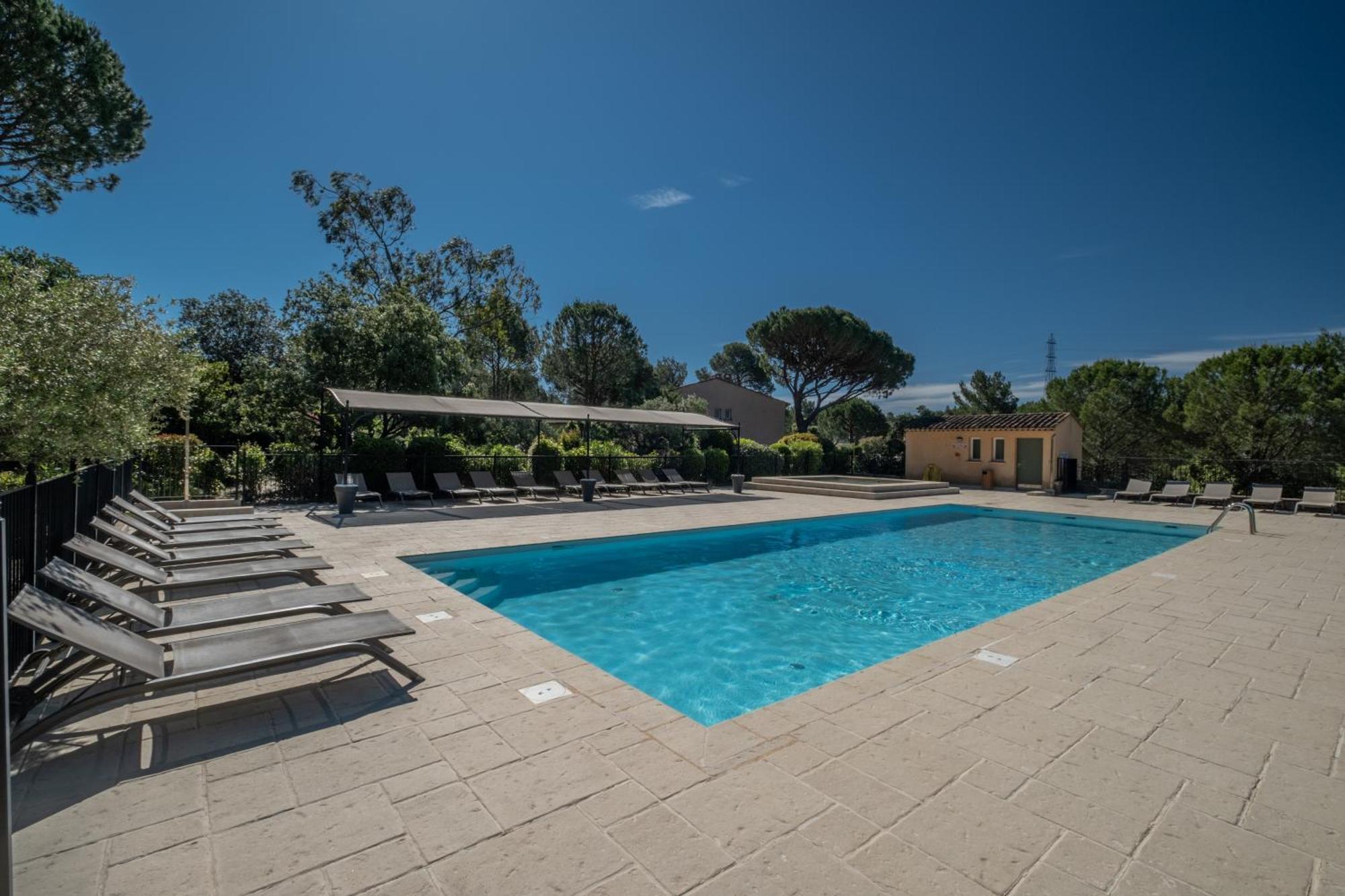 Les Appartements Et Maisons Du Domaine De Saint Endreol Golf & Spa Resort 라모테 외부 사진